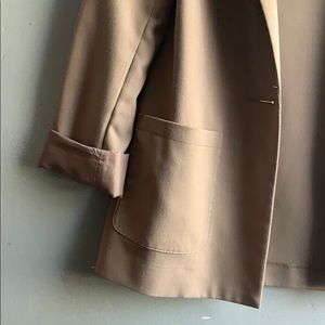 H&M Jackets & Coats - EUC blazer from H&M H&M Jackets & Coats - EUC blazer from H&M